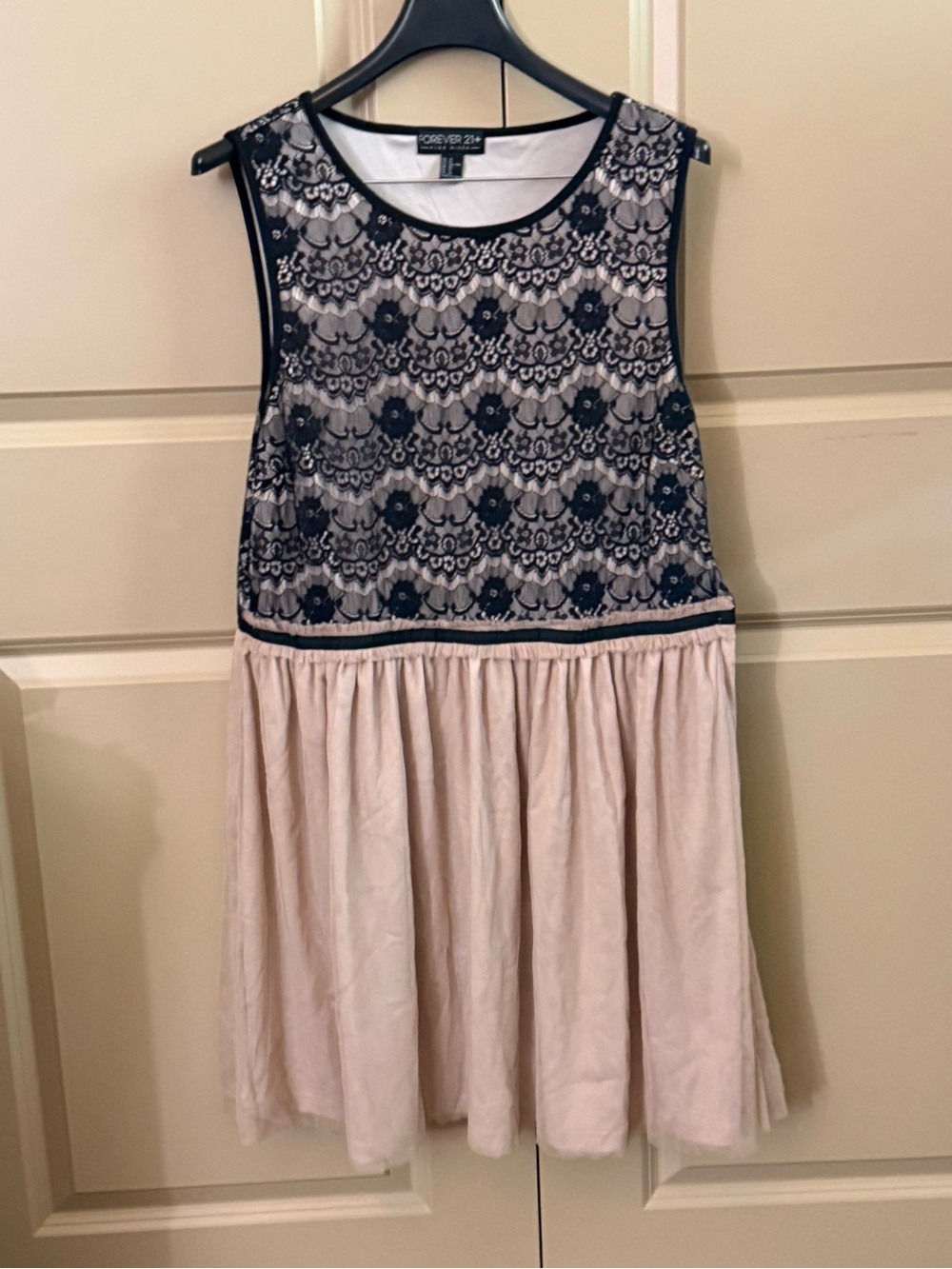 Forever 21 plus- Lace-Overlay Pink and Black Party Dress